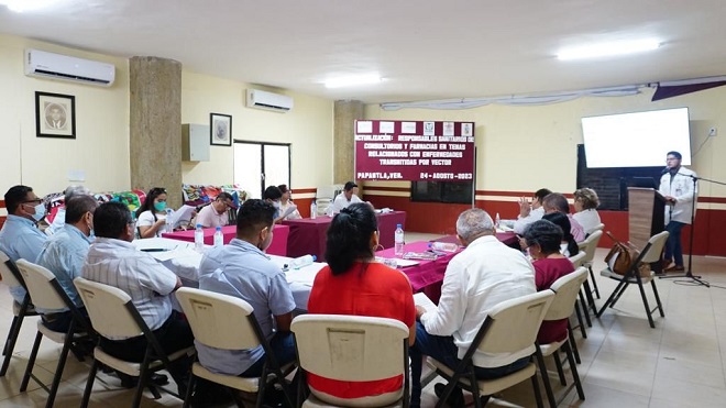 Realizan reunión de salud autoridades estatales y municipales