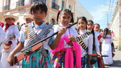 Niños saldrán a celebrar la Revolución Mexicana