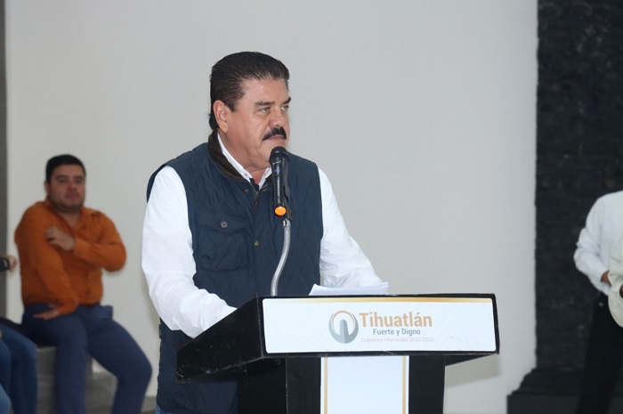 Emprende nuevos retos gobierno de Tihuatlán