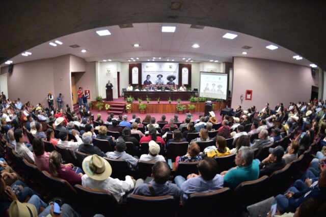 Realizan en el Congreso foro sobre una nueva legislación en materia agraria