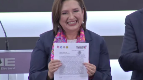 Xóchitl Gálvez registra ante el INE su candidatura a la Presidencia