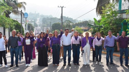 Reconoce Leobardo Gómez la fortaleza de 20 mujeres quienes fungen como autoridades auxiliares  sumándose a la lucha por destacar