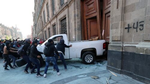 "El presidente no puede cuidar ni la puerta de su casa"